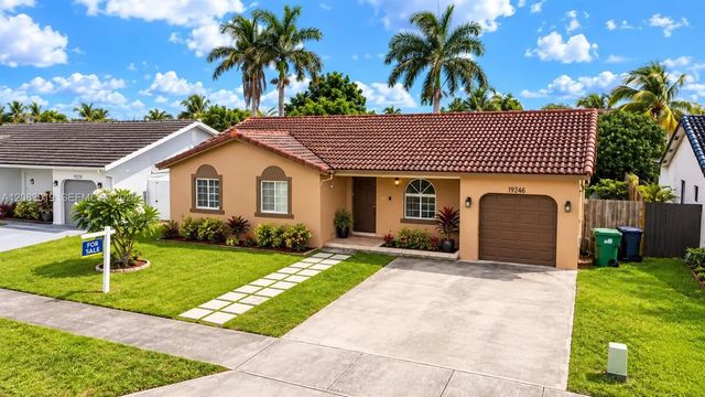 18045 Sw 154th Place, Miami
