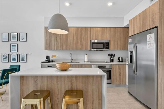 3 of 17 - 3900 Biscayne Boulevard #s-1010, Miami, FL