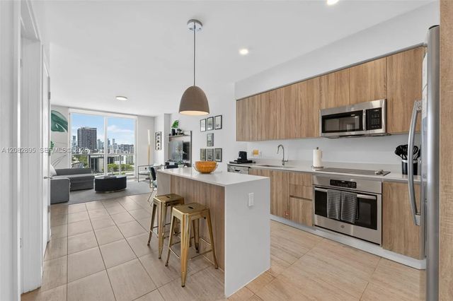 4 of 17 - 3900 Biscayne Boulevard #s-1010, Miami, FL