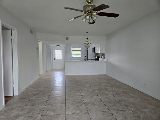 4 of 31 - 2700 Casita Way #2140, Delray Beach, FL