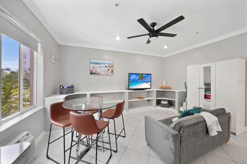 3710 Collins Avenue #n-304, Miami Beach