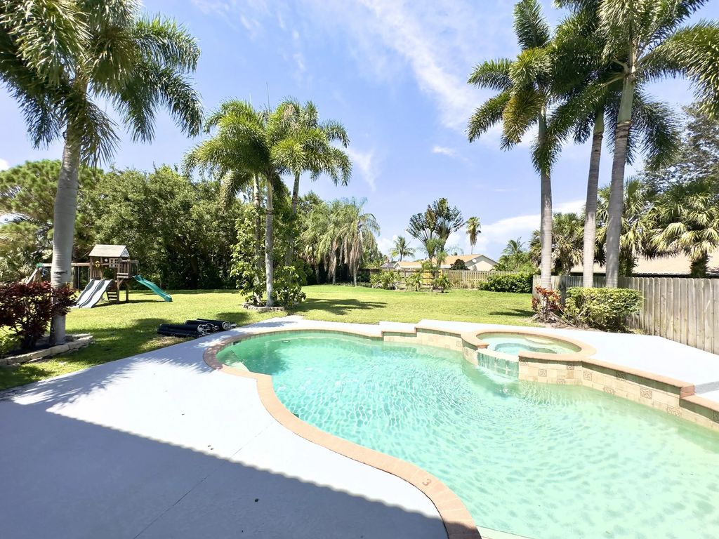 1118 Fosters Mill Drive, Boynton Beach