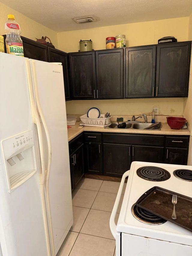 3 of 24 - 429 Sw 22nd Terrace, Fort Lauderdale, FL