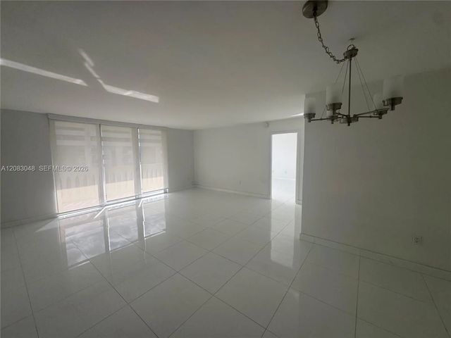 4 of 19 - 625 Biltmore Way #1103, Coral Gables, FL