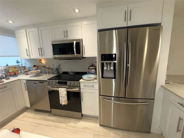 5 of 29 - 1910 Sw 17th Avenue #8, Miami, FL
