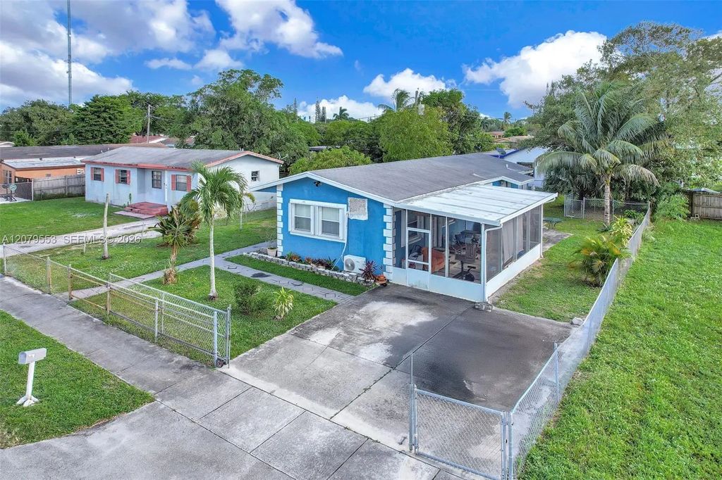 2760 Nw 23rd Street, Fort Lauderdale