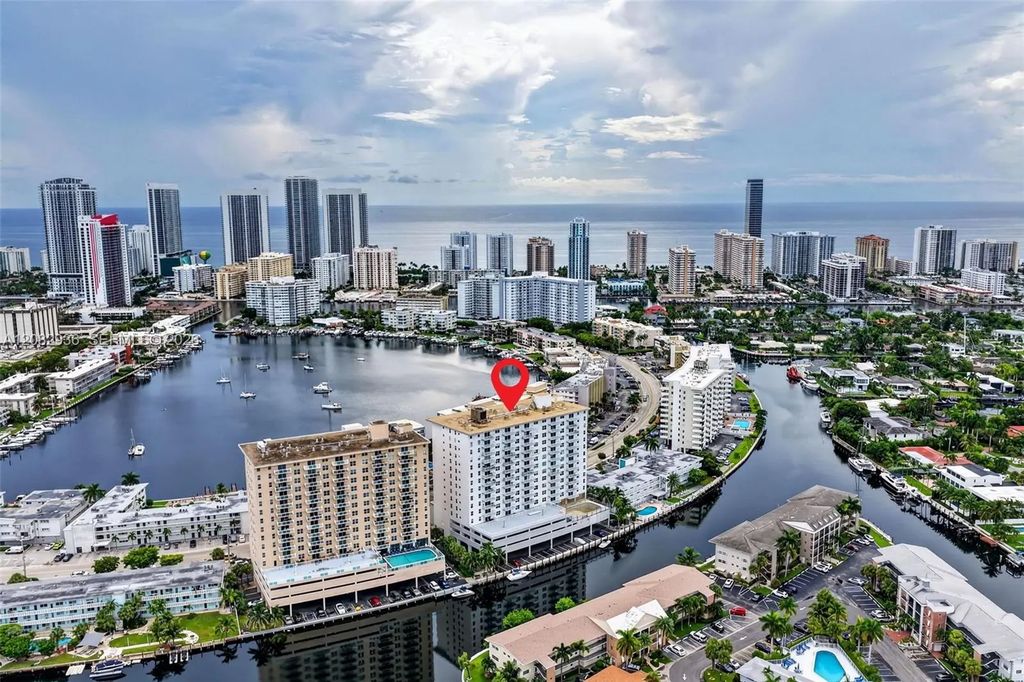 427 Golden Isles Drive #11c, Hallandale Beach