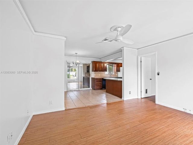 3 of 32 - 3180 Carol Avenue, Palm Springs, FL