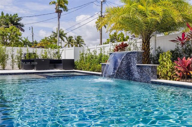 1104 N 13th Terrace, Hollywood
