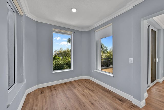 4 of 37 - 2880 Ne 14th Street Causeway #413, Pompano Beach, FL
