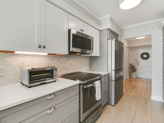 3 of 45 - 3400 N Ocean Drive #908, Singer Island, FL