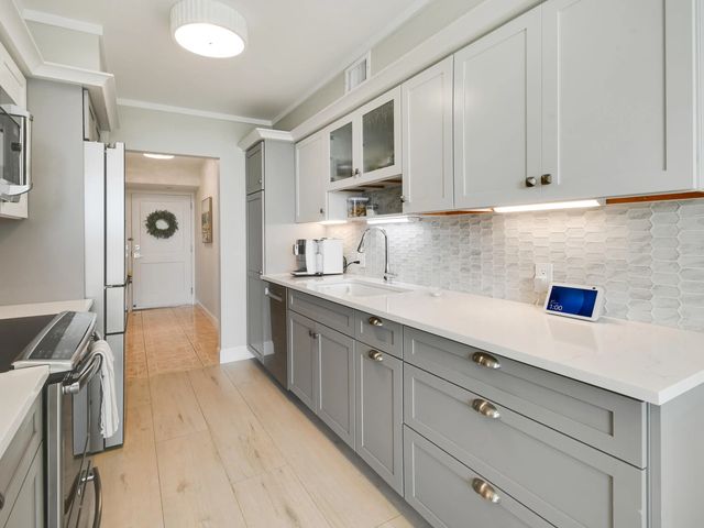 5 of 45 - 3400 N Ocean Drive #908, Singer Island, FL