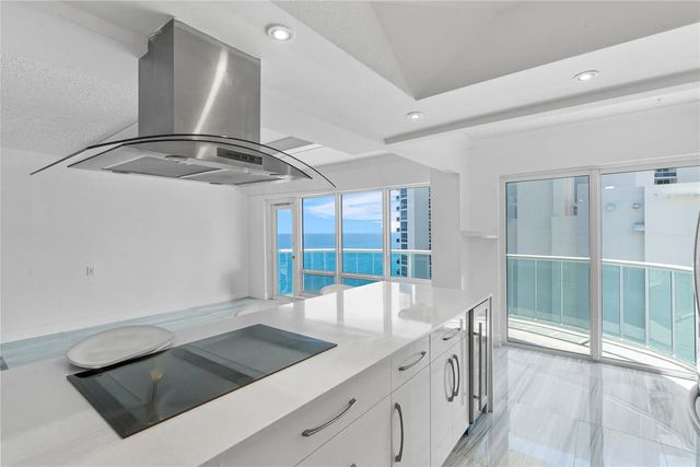 4 of 22 - 3400 Galt Ocean Drive #2008s, Fort Lauderdale, FL