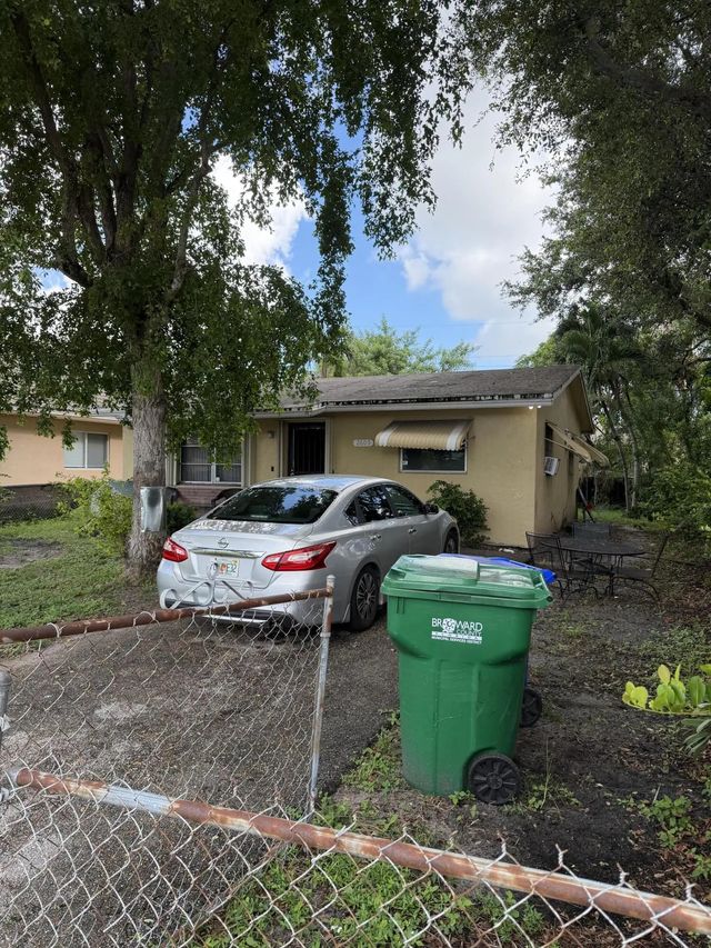 2605 Nw 14th Street, Fort Lauderdale