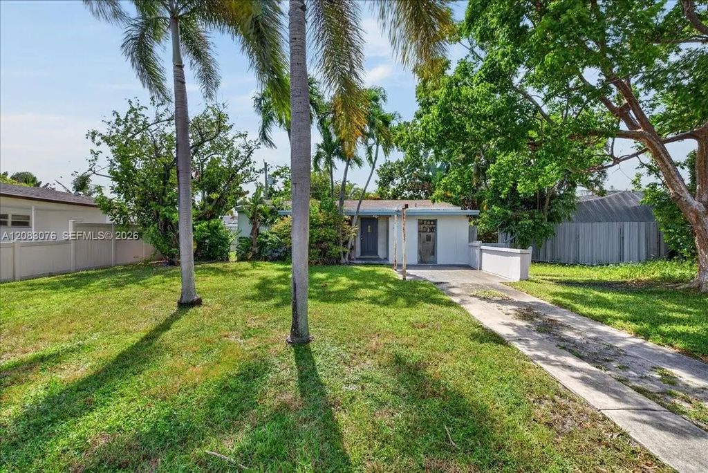 5619 Ne 6th Avenue, Oakland Park