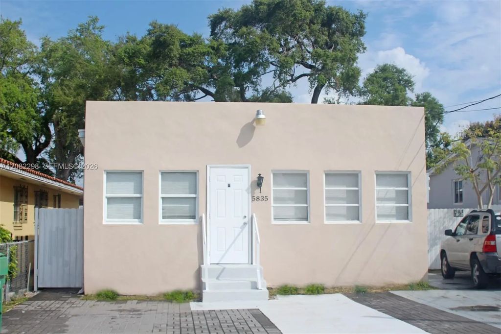 5835 Sw 4th Street #a, Miami