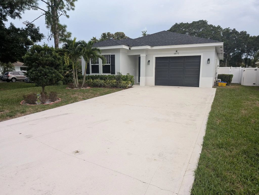 6872 Australian Street, Jupiter