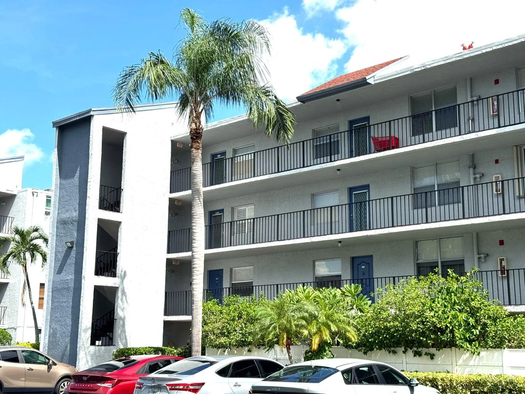 14701 Cumberland Drive, Delray Beach