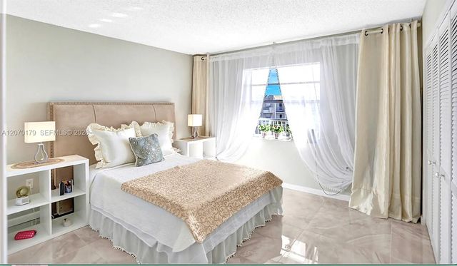 4 of 28 - 4400 Hillcrest Drive #602b, Hollywood, FL