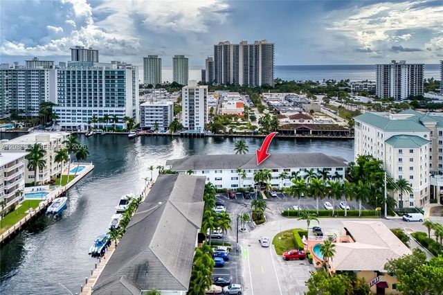 5 of 14 - 2895 Ne 32nd Street #205, Fort Lauderdale, FL