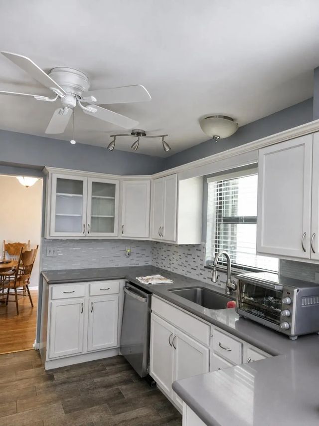 2 of 5 - 898 Nw 23rd Lane, Delray Beach, FL