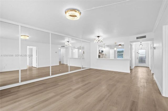 2 of 42 - 27 Abbey Lane #403, Delray Beach, FL