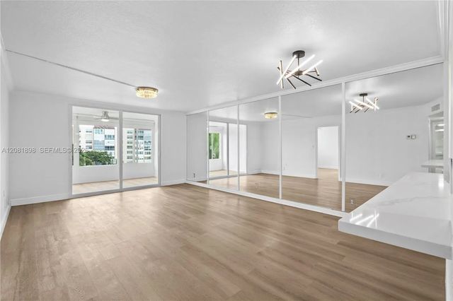 3 of 42 - 27 Abbey Lane #403, Delray Beach, FL