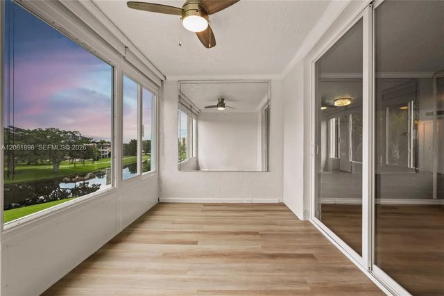 4 of 42 - 27 Abbey Lane #403, Delray Beach, FL