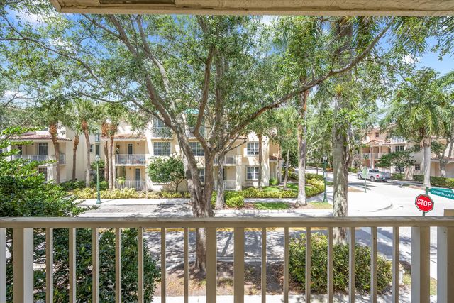 2 of 29 - 4822 Chancellor Drive #23, Jupiter, FL