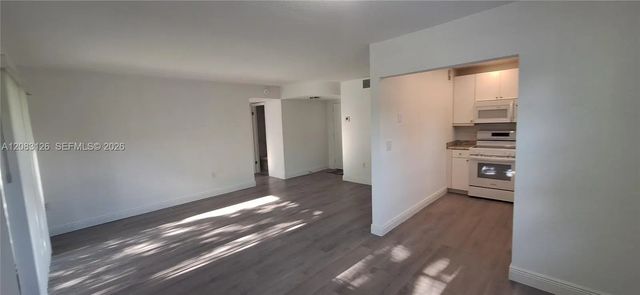 4990 E Sabal Palm Boulevard #202, Tamarac