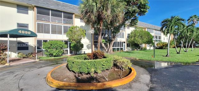 5 of 26 - 4990 E Sabal Palm Boulevard #202, Tamarac, FL