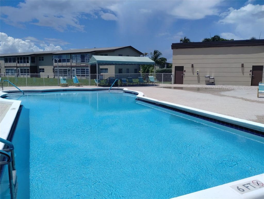 7300 Nw 5th Court #205, Margate