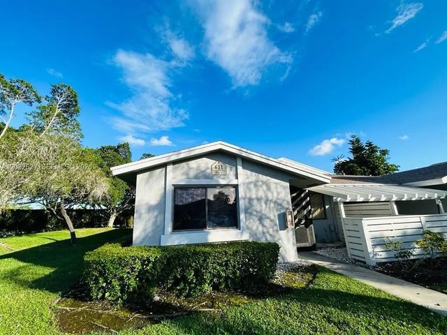 3 of 19 - 611 Racquet Club Road #1, Weston, FL