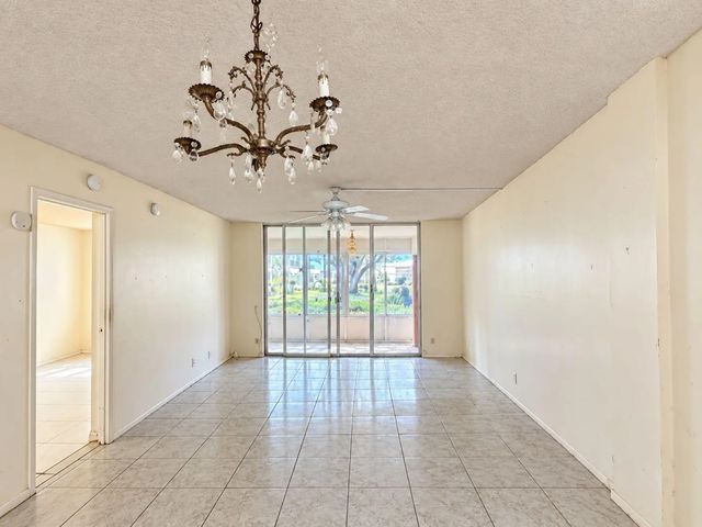 2 of 10 - 2650 Nw 49th Avenue #118, Lauderdale Lakes, FL