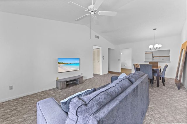 5 of 28 - 4717 Lucerne Lakes Boulevard E #201, Lake Worth, FL