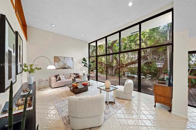 1753 Nocatee Drive, Miami