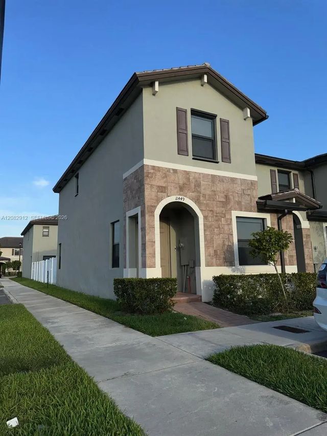 11449 W 34th Lane, Hialeah