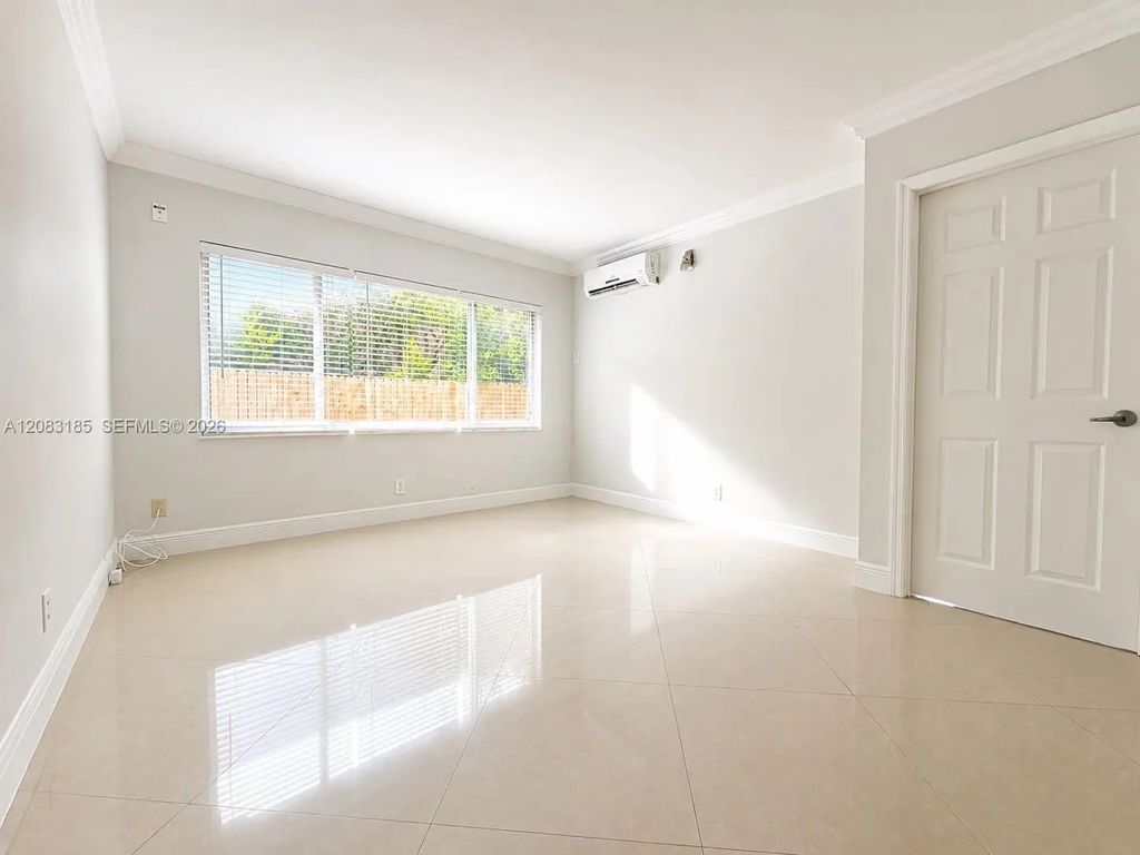 2901 Middle River Drive #5, Fort Lauderdale