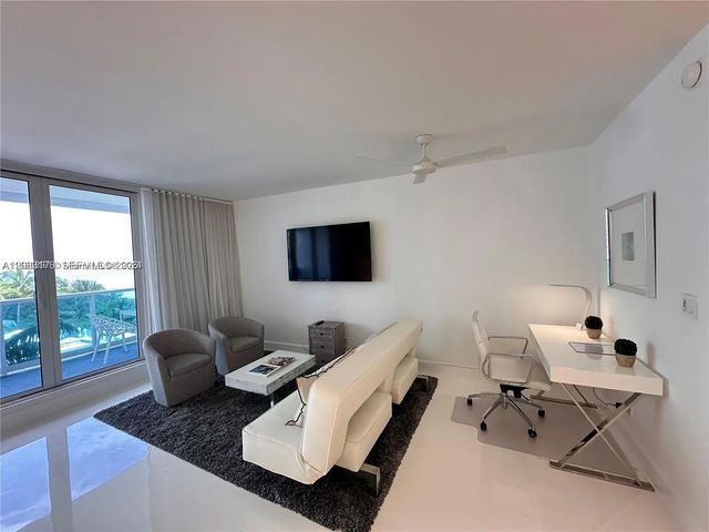 5 of 38 - 2301 Collins Avenue #611, Miami Beach, FL