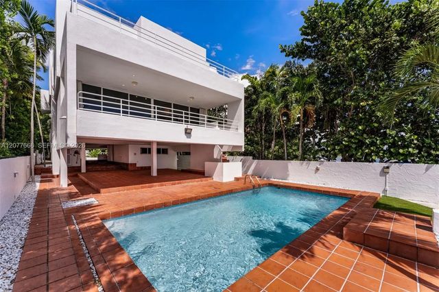 5 of 18 - 3499 N Prospect Drive, Miami, FL