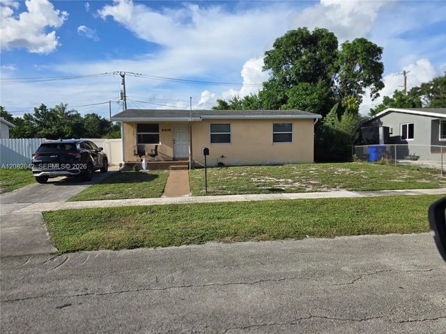 2 of 32 - 6409 Franklin Street, Hollywood, FL