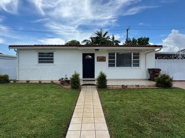 3 of 29 - 1160 W 33rd Place, Hialeah, FL
