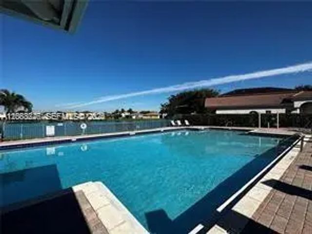 5 of 18 - 1040 Ne 42nd Place, Homestead, FL