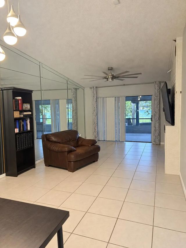 2 of 5 - 900 Nw 79th Terrace, Plantation, FL