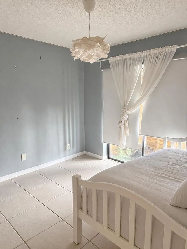4 of 5 - 900 Nw 79th Terrace, Plantation, FL