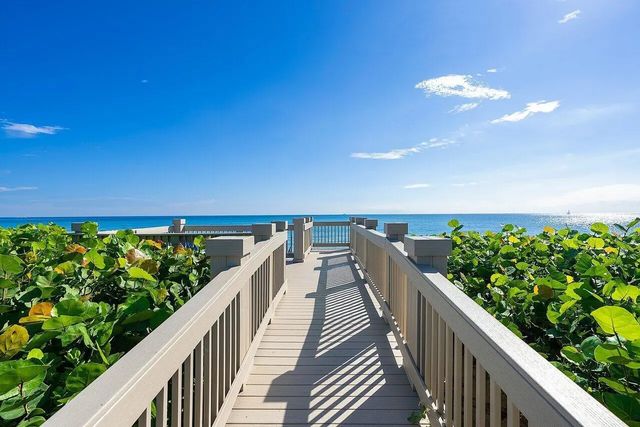 5801 N Ocean Boulevard #204, Ocean Ridge