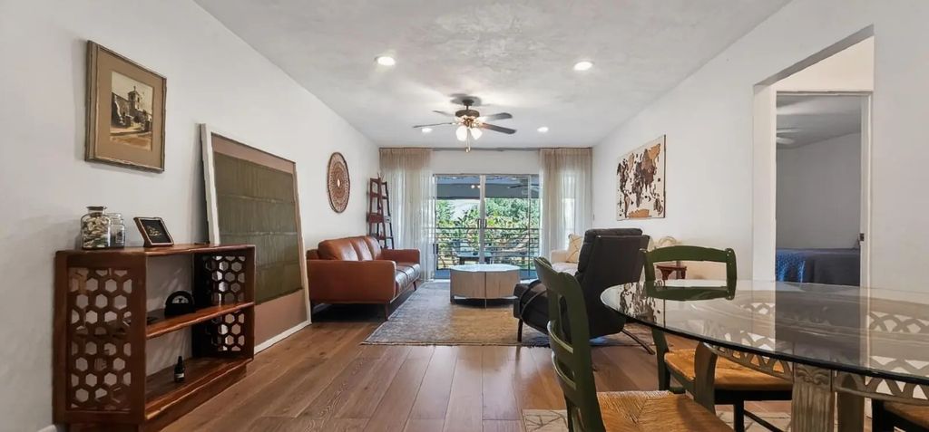 8 Garden Street, Tequesta