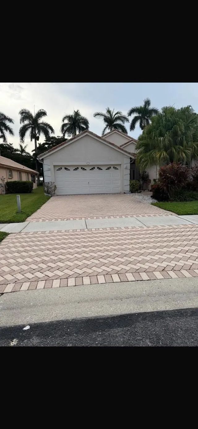 2 of 6 - 1951 Oak Berry Circle, Wellington, FL