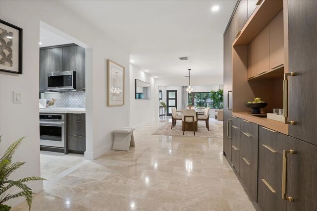 5 of 46 - 541 Ne 8th Avenue, Fort Lauderdale, FL
