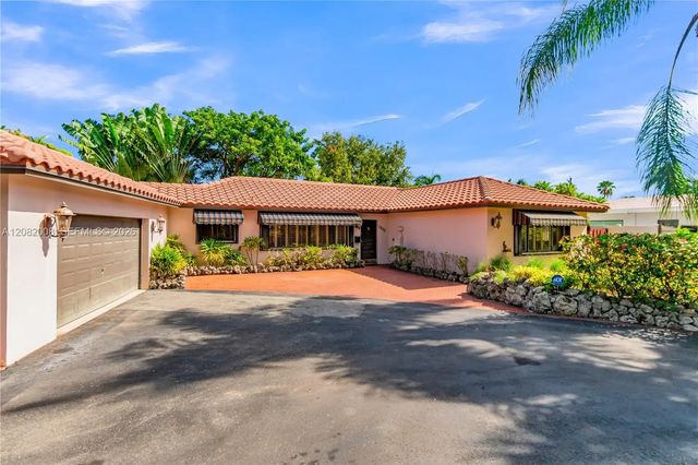 2 of 45 - 2533 Ne 35th Drive, Fort Lauderdale, FL